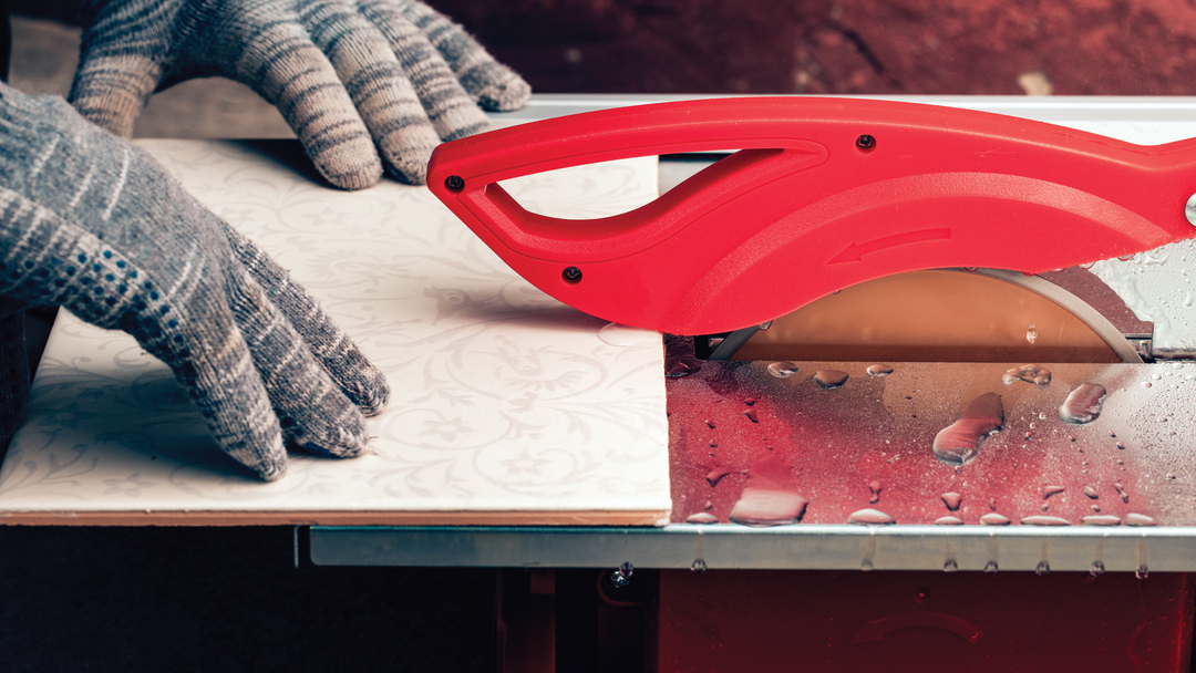 Which is Better: A Wet Tile Saw or a Dry Tile Saw?