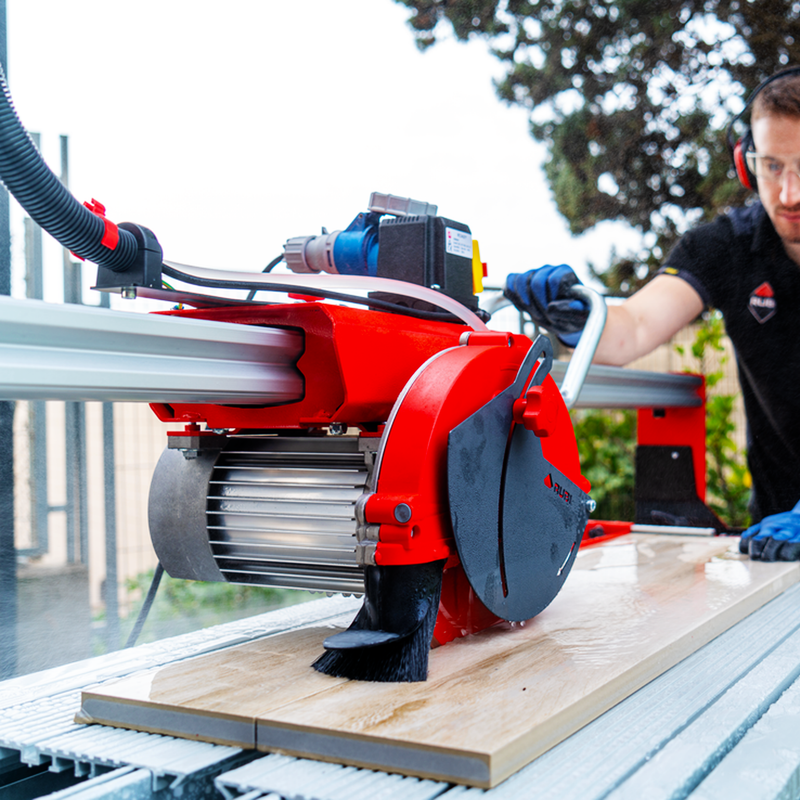 Rubi Tools DS-250-N 1500 60" Laser & Level 120V Tile Saw Action Shot 