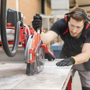 RUBI DCX-250 XPERT Electric Tile Cutter Cutting Close-up